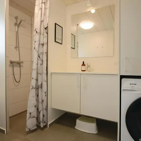Holiday home Three-bedroom Holiday In Haderslev